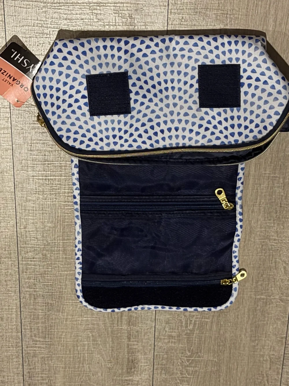 Shi by JOURNEYS White and Blue Heart-Print Toiletry Organizer